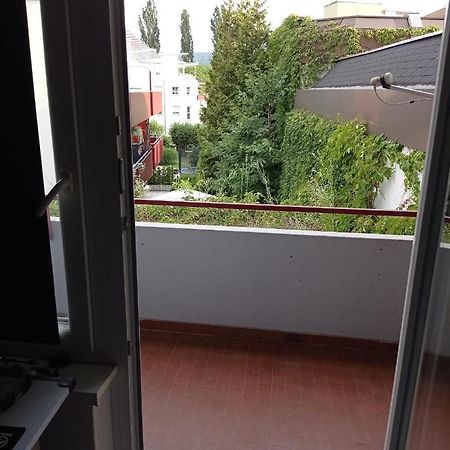 Ferienwohnung mit Balkon in Krumpendorf Exterior foto