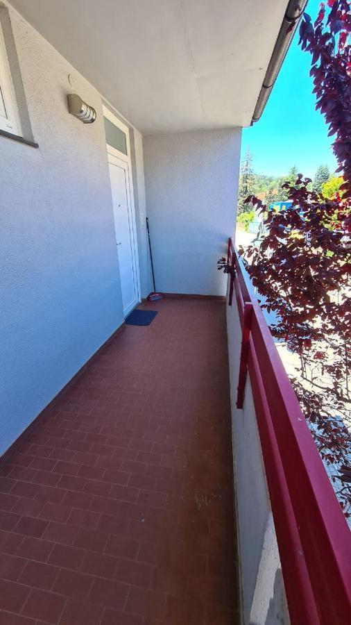 Ferienwohnung mit Balkon in Krumpendorf Exterior foto