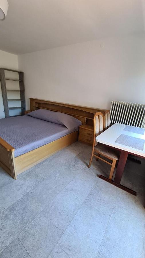 Ferienwohnung mit Balkon in Krumpendorf Exterior foto
